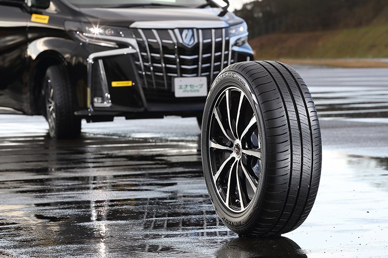 ダンロップのエナセーブRV505はスポーティな特性を持つ新型ミニバン専用タイヤ