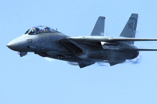 「なんてことだ…」 米海軍公式「トップガンは…」よくある”勘違い”指摘→まさかの展開に「荒ぶってるなぁ……w」SNS騒然