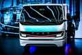 すべてのバス・トラックを電動化する!?  三菱ふそうが2039年までのビジョンを発表