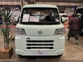 滑り台やブランコを装備！　子供が遊べるダイハツ ハイゼットカーゴがベースの軽キャンパー