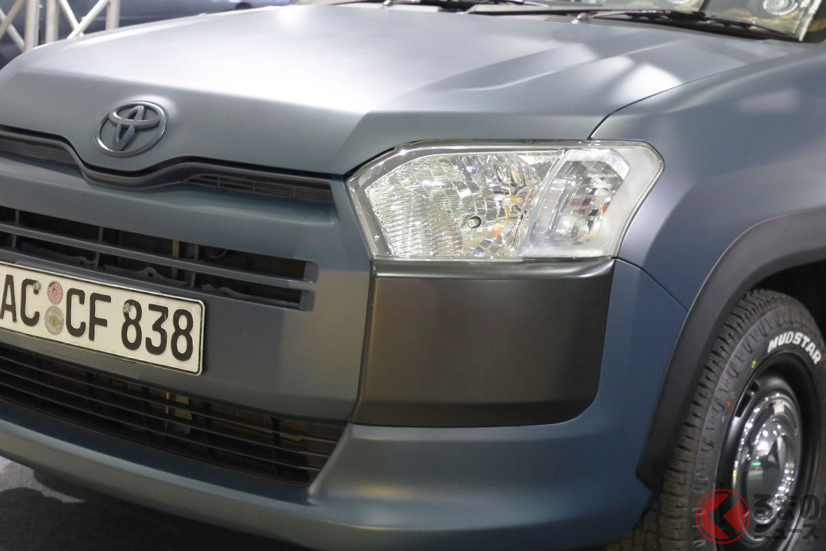 ゴツ顔のトヨタ サクシード がsuv化 黒toyotaロゴ ランドローバーカラー採用のアクティブ仕様がスゴい くるまのニュース 自動車情報サイト 新車 中古車 Carview