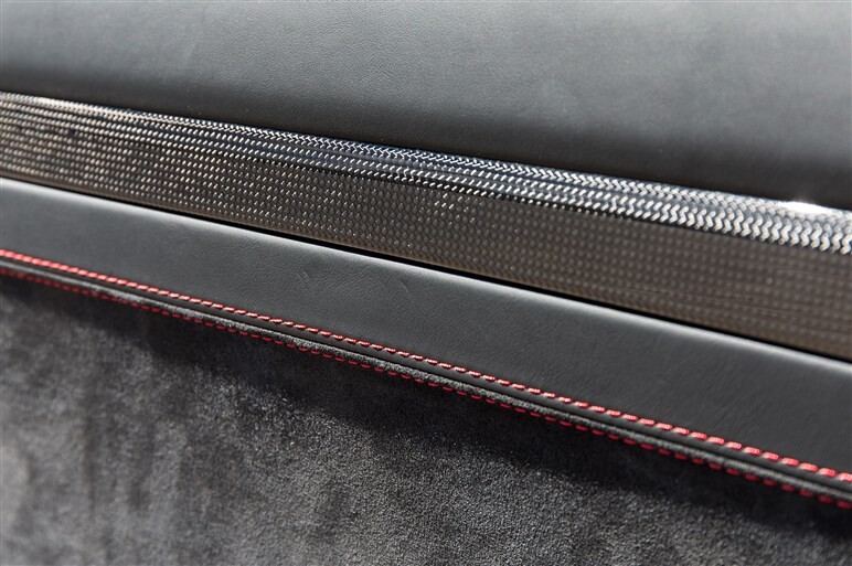 ポルシェ911タルガ4GTS、スポーティネスとエレガンスを同時に味わう