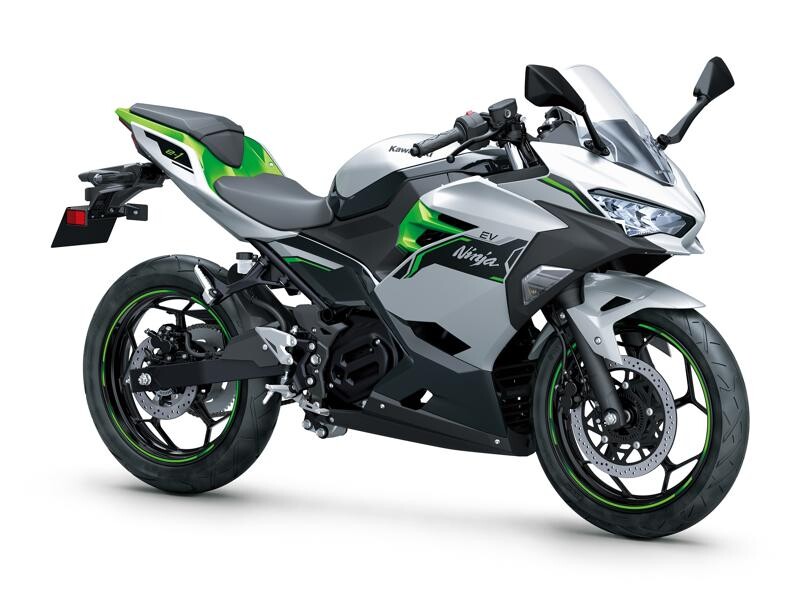 カワサキ】「Ninja ZX-25R SE KRT EDITION」が 第7回 日本バイク
