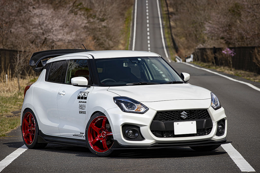 アドバン TC-4 ホイール 17インチ 4本 ZC33S