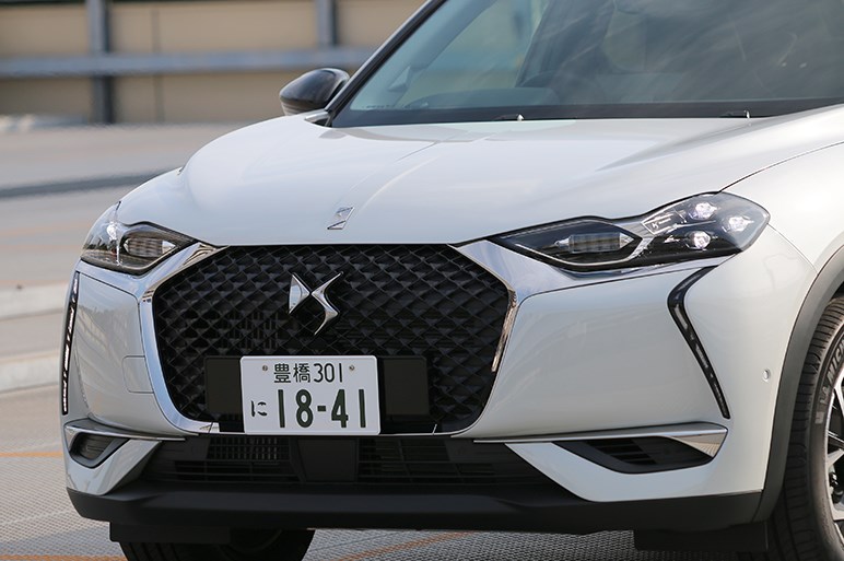 DS3クロスバックは個性的デザインと走り味でドイツ車にはないフランス流の世界を見せる