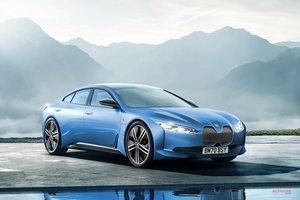 大予想　BMW i4 4ドア・クーペ　今後の電動化戦略、12台の完全EV投入