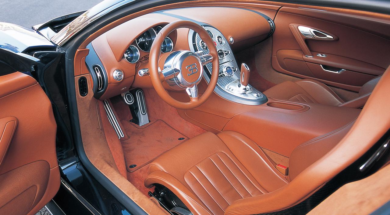 ヒットの法則139 ブガッティ ヴェイロン16 4は 従順な猛獣 だった Webモーターマガジン 自動車情報サイト 新車 中古車 Carview