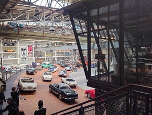 自動車専門翻訳家がゆくドイツ自動車博物館の旅　その16　フェラーリの名車たち