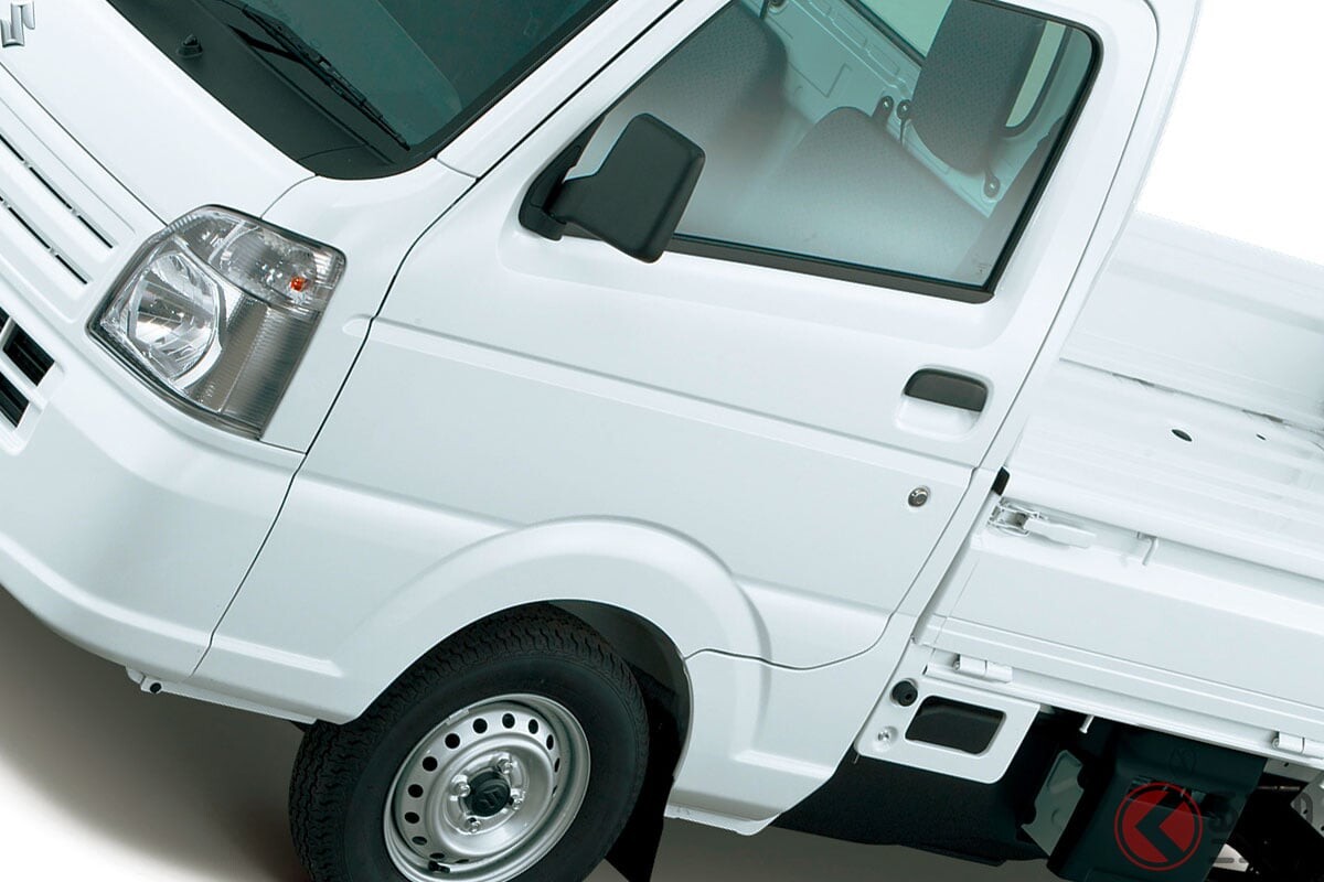 スズキが「すごい軽トラ」実車展示！ 初の「モーター駆動×バッテリー」搭載した“フル電動”モデル！ 名車「キャリイ」ベースに開発し“人テク展2025”に登場！
