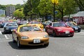 マツダ・ロードスター100万台達成記念車が広島でパレード！