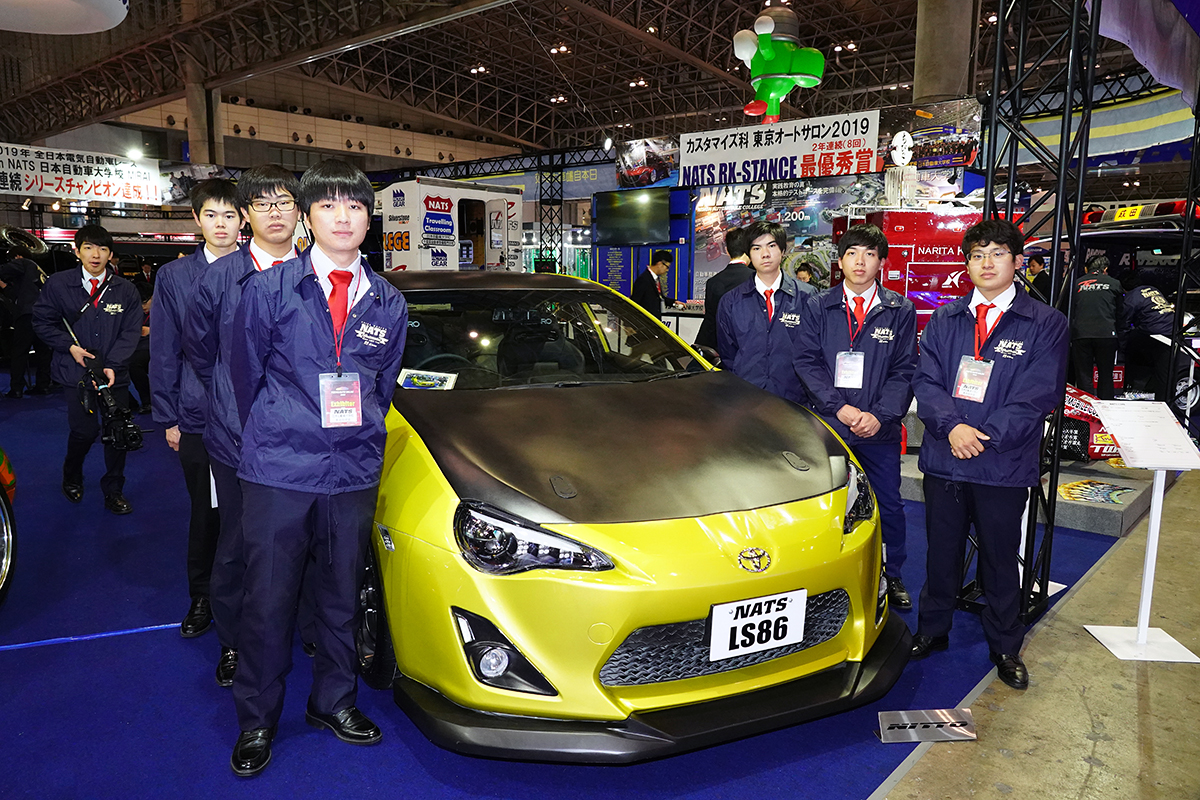 トヨタ86 に４ドアセダン登場か ５人がゆったり乗れる Ls86 を世界初公開 Auto Messe Web 自動車情報サイト 新車 中古車 Carview