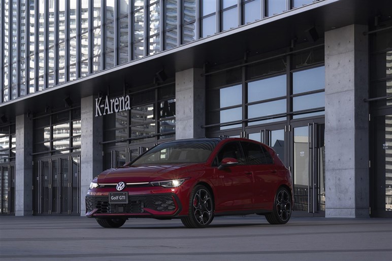 ファンな走りと実用性だけじゃない！ 新型「ゴルフ“8.5”GTI」は“DCC”で快適性までも手に入れた