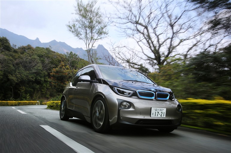 BMW i3で味わう、新鮮な“ワンペダル”ドライブ