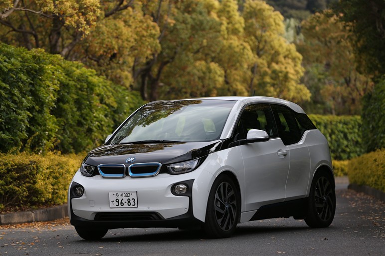 BMW i3で味わう、新鮮な“ワンペダル”ドライブ