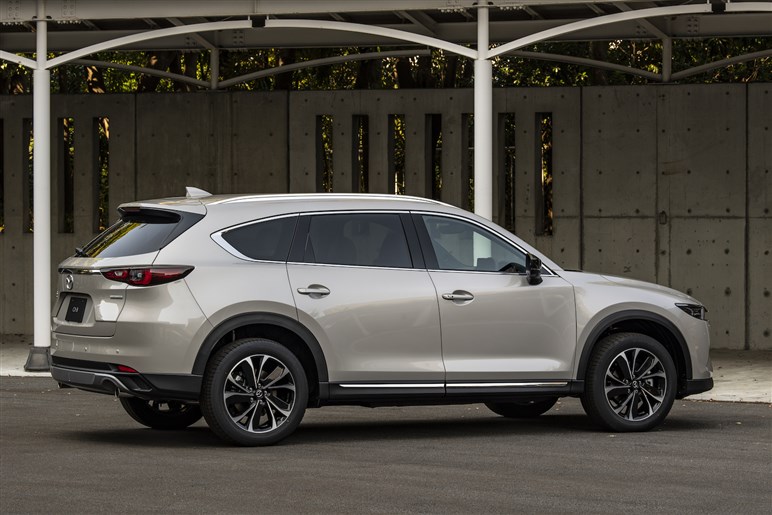 3列シートSUV、マツダ「CX-8」が大幅改良。表情一新、オフ志向の「グランド・ジャーニー」を新設定