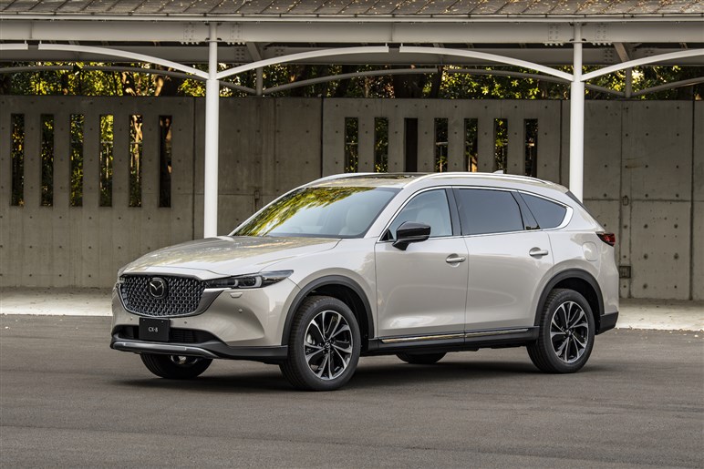 3列シートSUV、マツダ「CX-8」が大幅改良。表情一新、オフ志向の「グランド・ジャーニー」を新設定