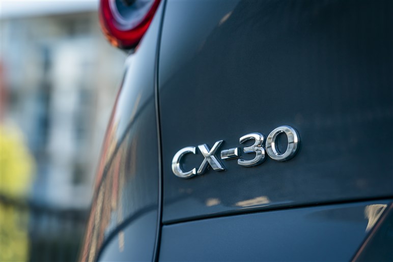 マツダのファミリー向け新型SUV、CX-30に試乗。マツダ3を超える乗り心地だが気になるエンジンの非力感