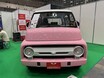ピンクのレトロフェイスがかわいいトヨタ タウンエースがベースのキャンパー