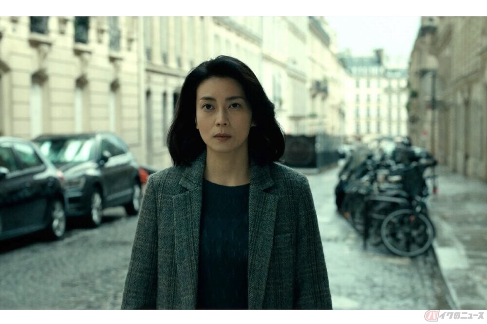 黒沢清監督が自身の傑作をセルフリメイク！ 柴咲コウの怪演も話題な『蛇の道』