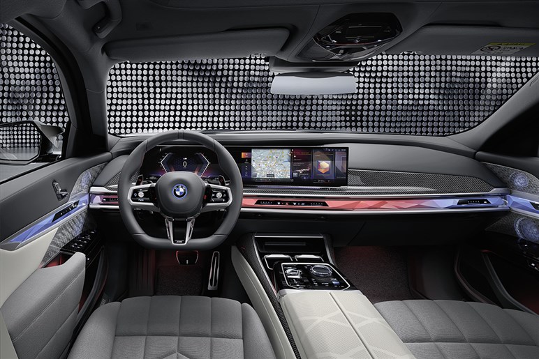【賛否両論】BMW「7シリーズ」改良で“特大キドニー”はどうなる!? “アルピナ初”のEV仕様も追加
