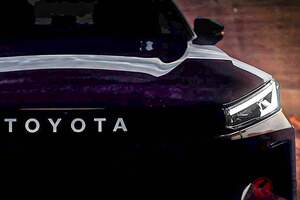 10年ぶり全面刷新！ トヨタ“新型”「ハイラックス」世界初公開！ 新たな「9代目」どんなモデルに？ パワフルな「ディーゼル」エンジンも搭載？な「新モデル」タイで登場へ