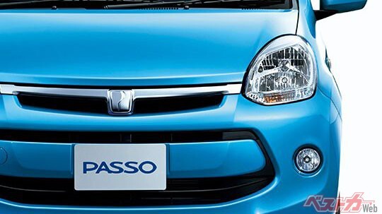 軽との板挟みで販売半減!? 「最小プチトヨタ」パッソ 6年目の正直と新型の行方