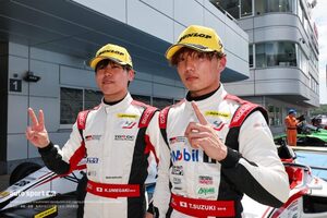 FIA-F4、FRJで活躍する鈴木斗輝哉と梅垣清が5月のGTEテストで初のGT300ドライブ。みせたスピードと自信
