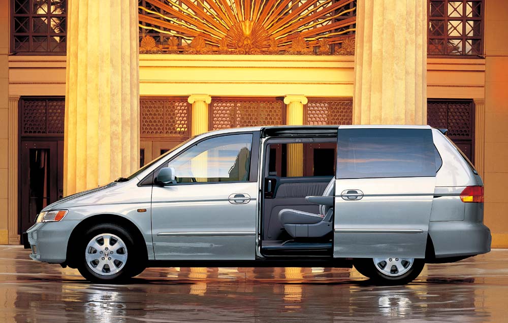 アメ車感バリバリの 大きいミニバン オデッセイの親玉 ラグレイト が売れなかった本当の理由 Auto Messe Web 自動車情報サイト 新車 中古車 Carview