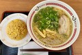 名神高速「草津PA」ねぎと背脂たっぷりの「京風ラーメン」に舌鼓！　バイクで行く高速道路グルメ