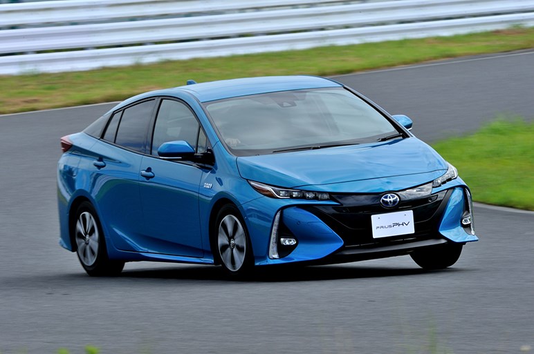 プリウスphv初試乗 Ev航続距離や最高速度 快適性能が大幅進化 Carview 自動車情報サイト 新車 中古車 Carview