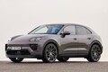 【高級電動SUV対決】メルセデスか？ポルシェか？シュヴァーベン製SUVが同じ出力で対決！「メルセデスEQE対ポルシェ マカン」勝者はどっち？