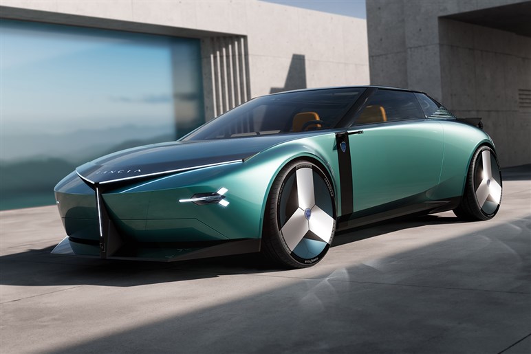 活気を取り戻すイタリア車。名門「ランチア」の“懐かし系”ニューモデルたちは日本に入ってくるか？