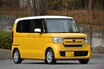 軽自動車のナンバーなぜ右側？ 普通車は左右中心なのに…真ん中だと不都合な「軽特有の事情」とは