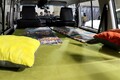 これで車中泊したい！ キャンピングカーメーカー製ランクル70用ベッドキットを見てきた