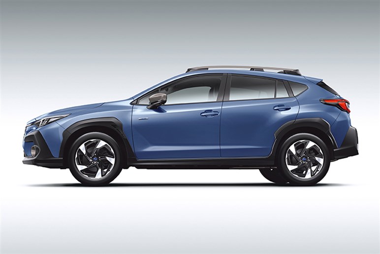 カロクロ、ヴェゼル、クロストレック。売れ筋「コンパクトSUV」のおトク＆良いモノ選ぶならどれ？