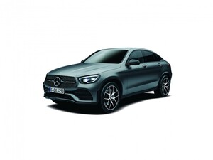 艶消しグレーでスポーティーに仕上げたメルセデス・ベンツのミドルサイズSUV「GLC 220 d 4MATIC Coupe Magno Night Edition」