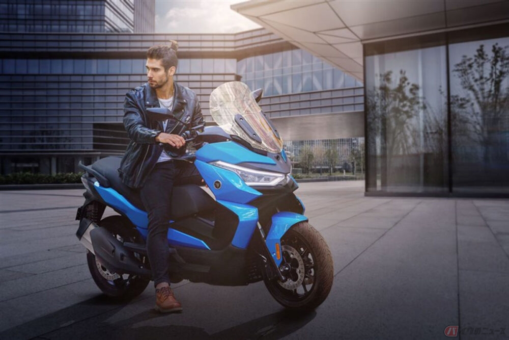 Voge Motorcycles「SR4」公開 同社初のスクーターモデル誕生【EICMA 2021】