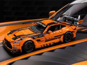 メルセデス-AMG GT3が「組み上がる」！CaDA１製1:8スケールの本格モデル誕生。5463個のパーツで「強さ」を体感する