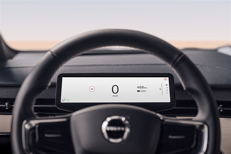 ボルボの頂点SUV「EX90」は0-100＝5秒、約1500の超クールなデザイナーズEV