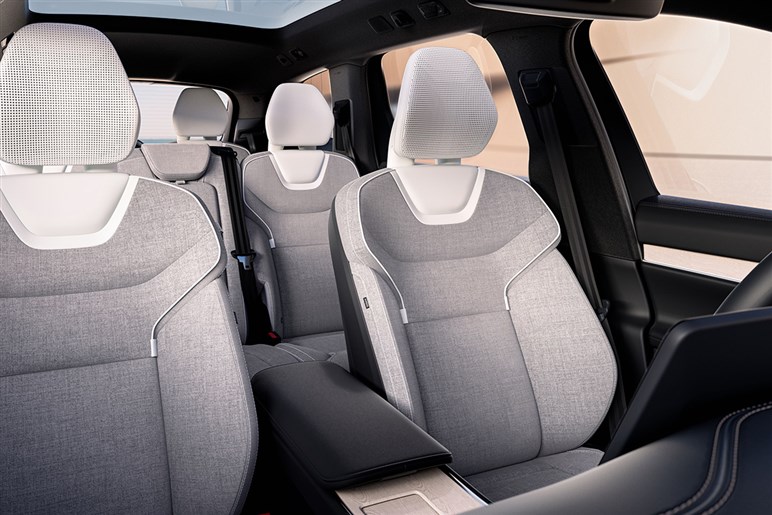 ボルボの頂点SUV「EX90」は0-100＝5秒、約1500の超クールなデザイナーズEV