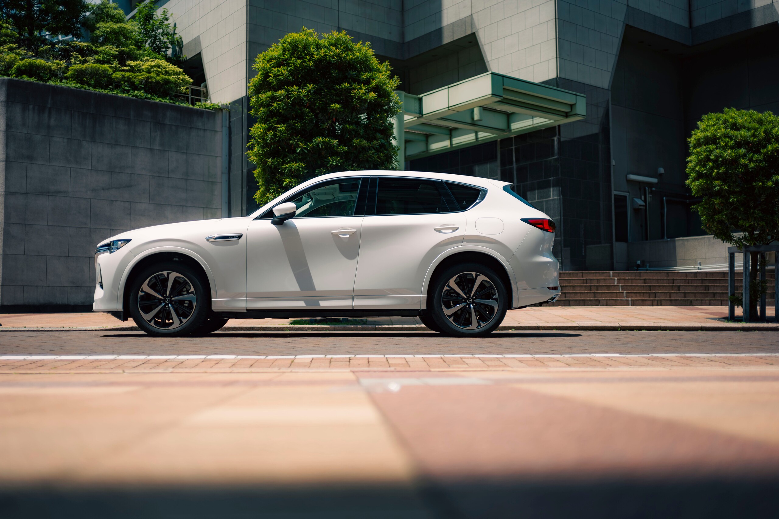 “夢”が膨らむ高級車──新型マツダCX-60 PHEV Premium Modern試乗記