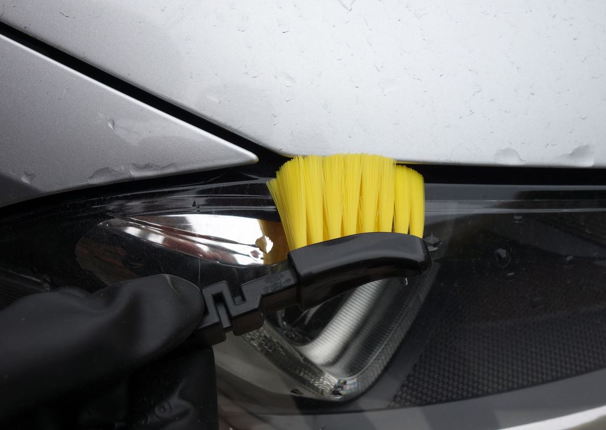 普段の洗車は通用しない アウトドア後にやるべきクルマの洗い方 Auto Messe Web 自動車情報サイト 新車 中古車 Carview