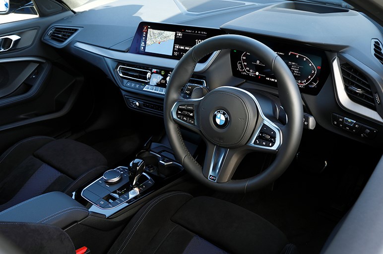 BMW 新1シリーズ「M135i」試乗。FFベースでもBMWらしさを感じることができるモデル
