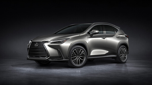 新型「レクサスNX」発表 フルモデルチェンジでレクサス初のPHEV化