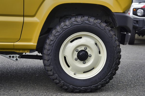 ジムニーは日常を旅にする アフターパーツも続々登場 ジムニー欲しい病 を克服する日がやってきた ベストカーweb の写真 自動車情報サイト 新車 中古車 Carview