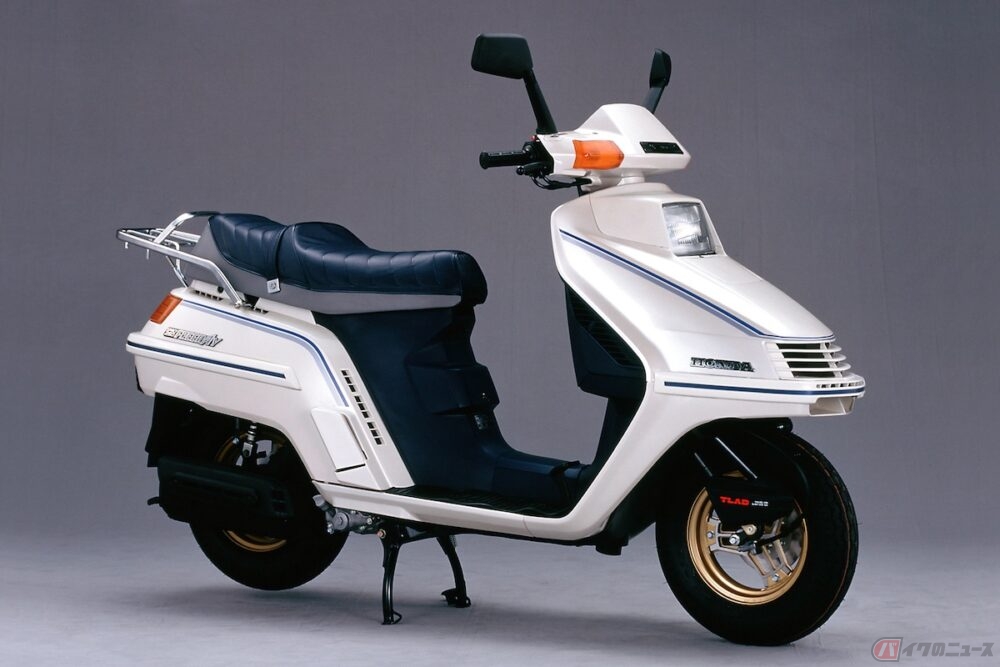 国産250ccビッグスクーターを紐解く バイクのニュース 自動車情報サイト 新車 中古車 Carview