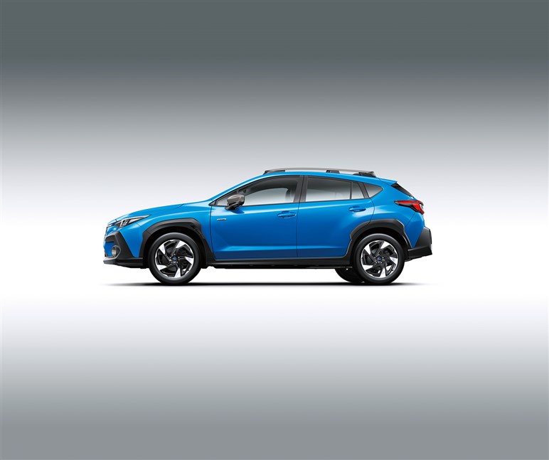 スバル、クロストレックの国内仕様を発表。全車マイルドハイブリッド化、FFモデルも登場、価格は約266から
