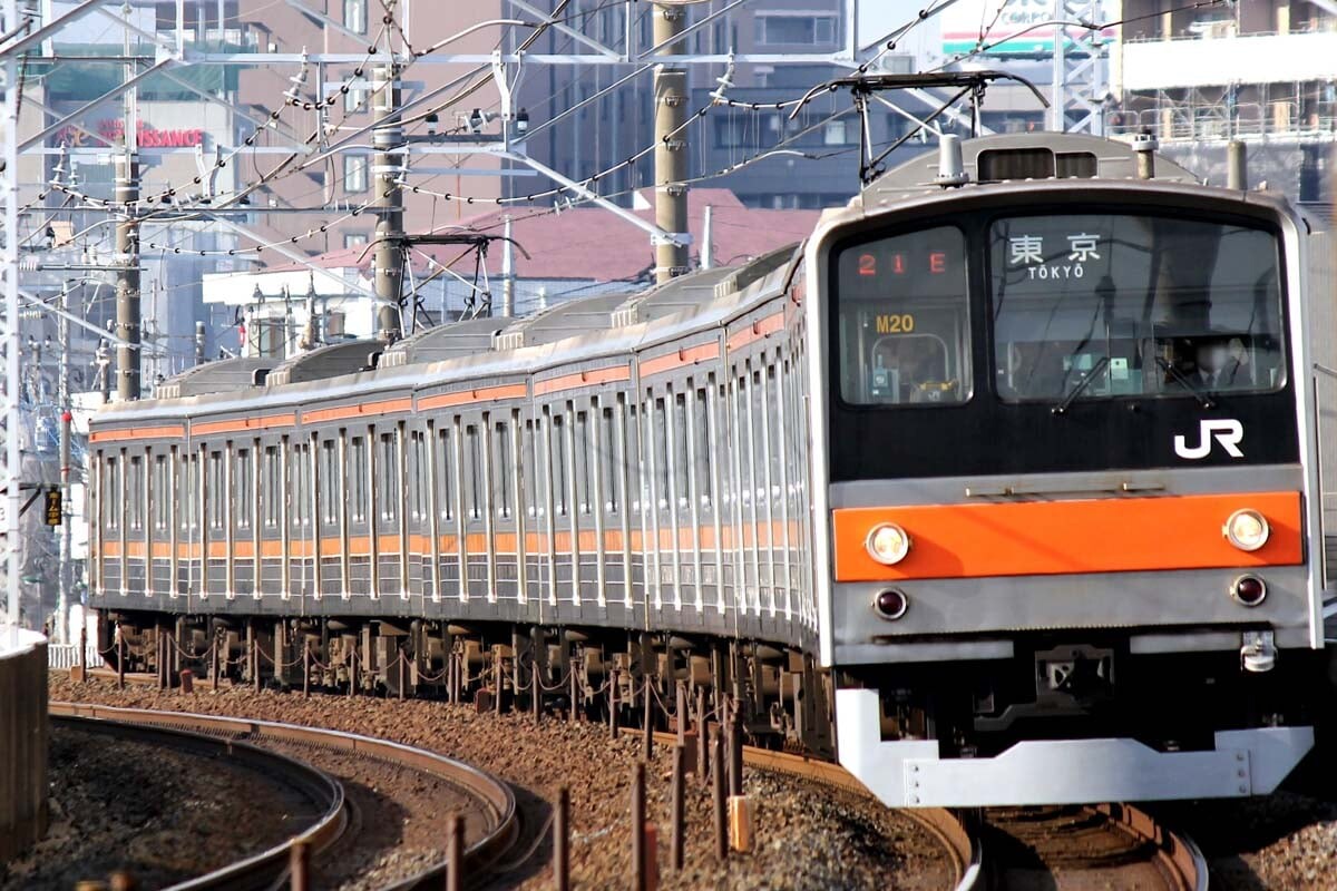 「鉄道軽視」「利益偏重」──JR東日本36事業本部制に批判コメントが殺到した根本理由