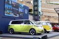 EVミニバンは誰が買うのか？　VWが明かした意外な「ID.Buzz」の購入者像