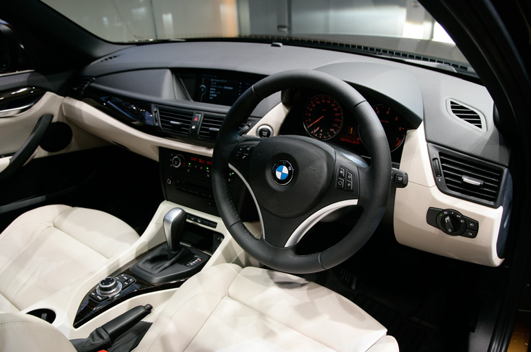 BMW X1、国内発売！ 363～戦略的価格